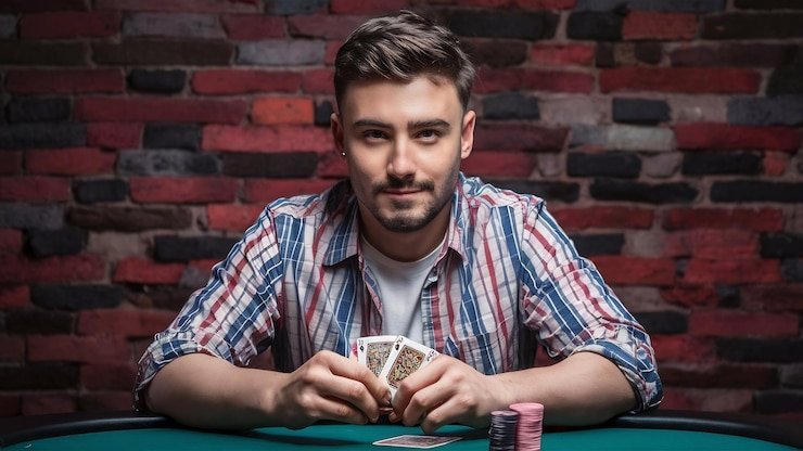 Filipino player browsing 520jl Casino live dealer games on a laptop